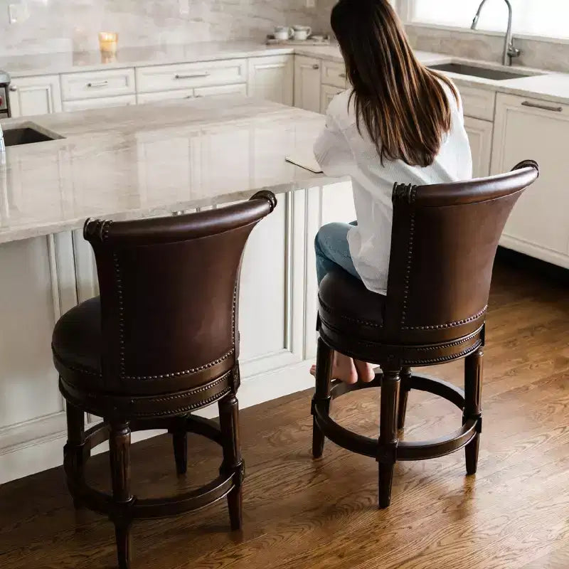 Tabourets de bar pivotants hauteur comptoir en similicuir